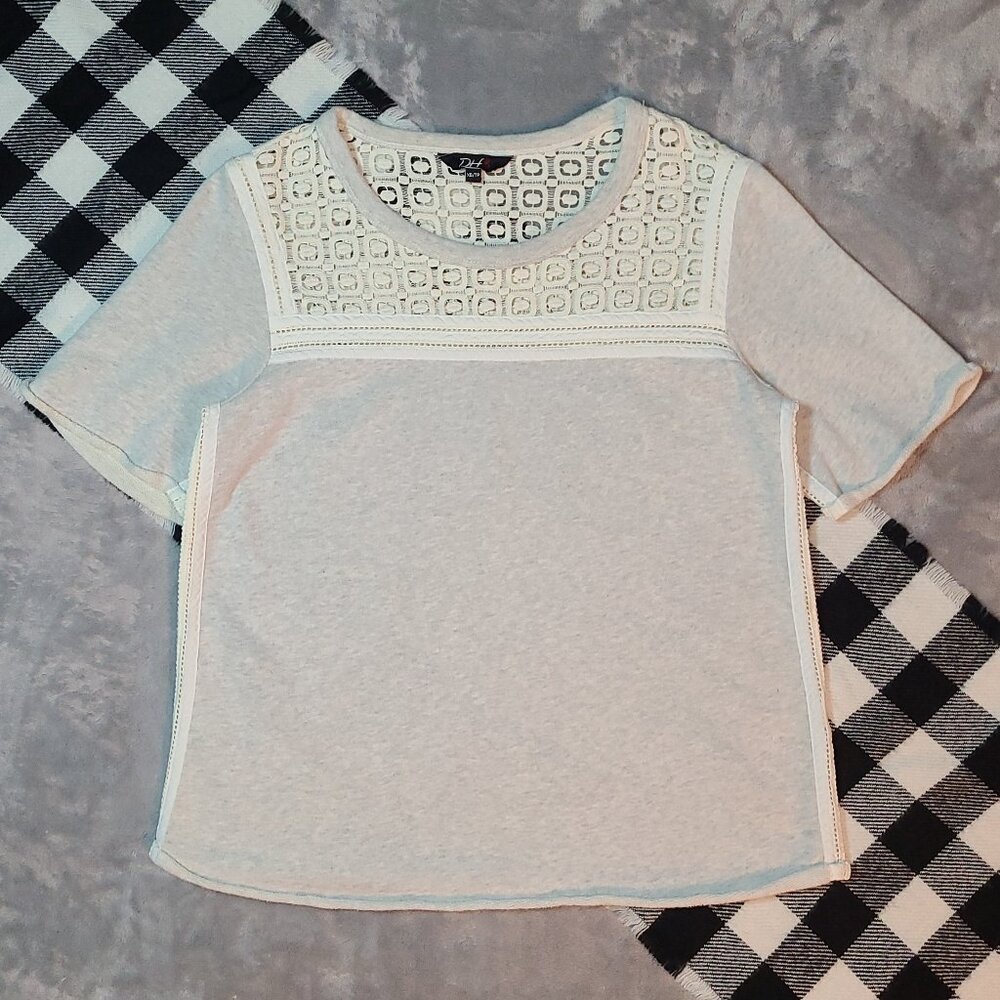 XS | DH3 | Laser-Cut Eyelet Blouse